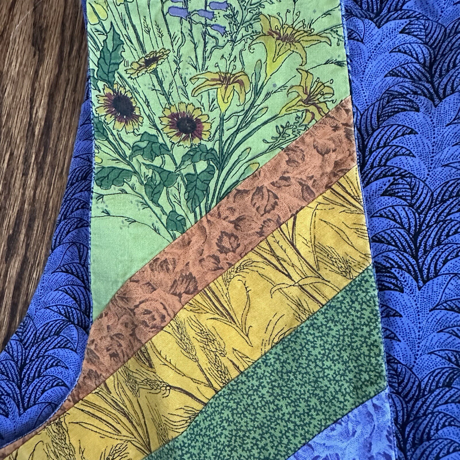 Patchwork Reversible Vest Women’s Large Teacher P… - image 4