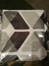Mainstays Black White Gray Triangle Geometric Design Shower Curtain 70  X72   NEW