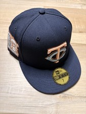 New Era Minnesota Twins Navy Peach Light Blue MLB Fitted Cap Hat Size 7