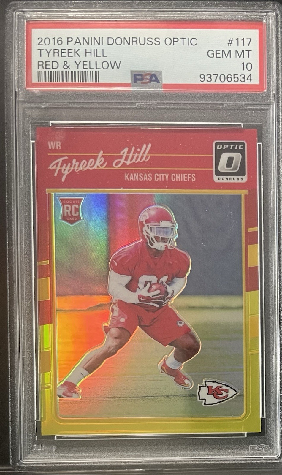 Tyreek Hill Panini Donruss Optic #117 Red & Yellow
