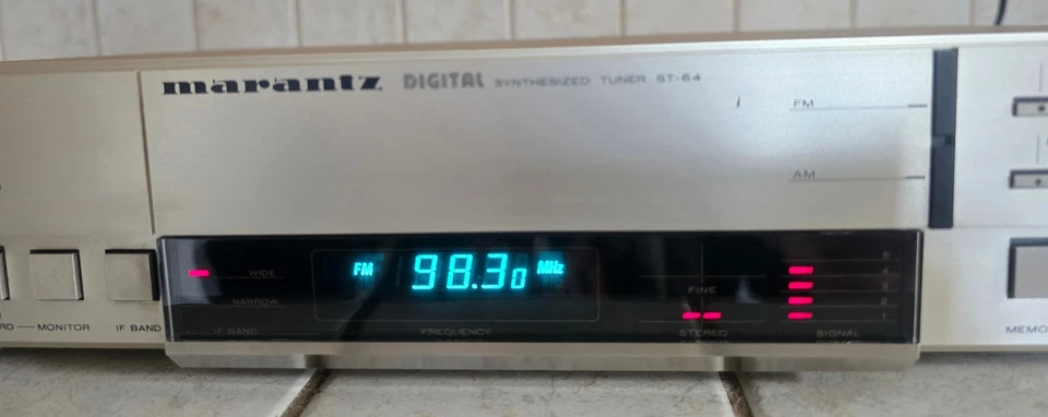 MARANTZ DIGITAL SYNTHESITZED TUNER ST-64 - Bild 3 von 4