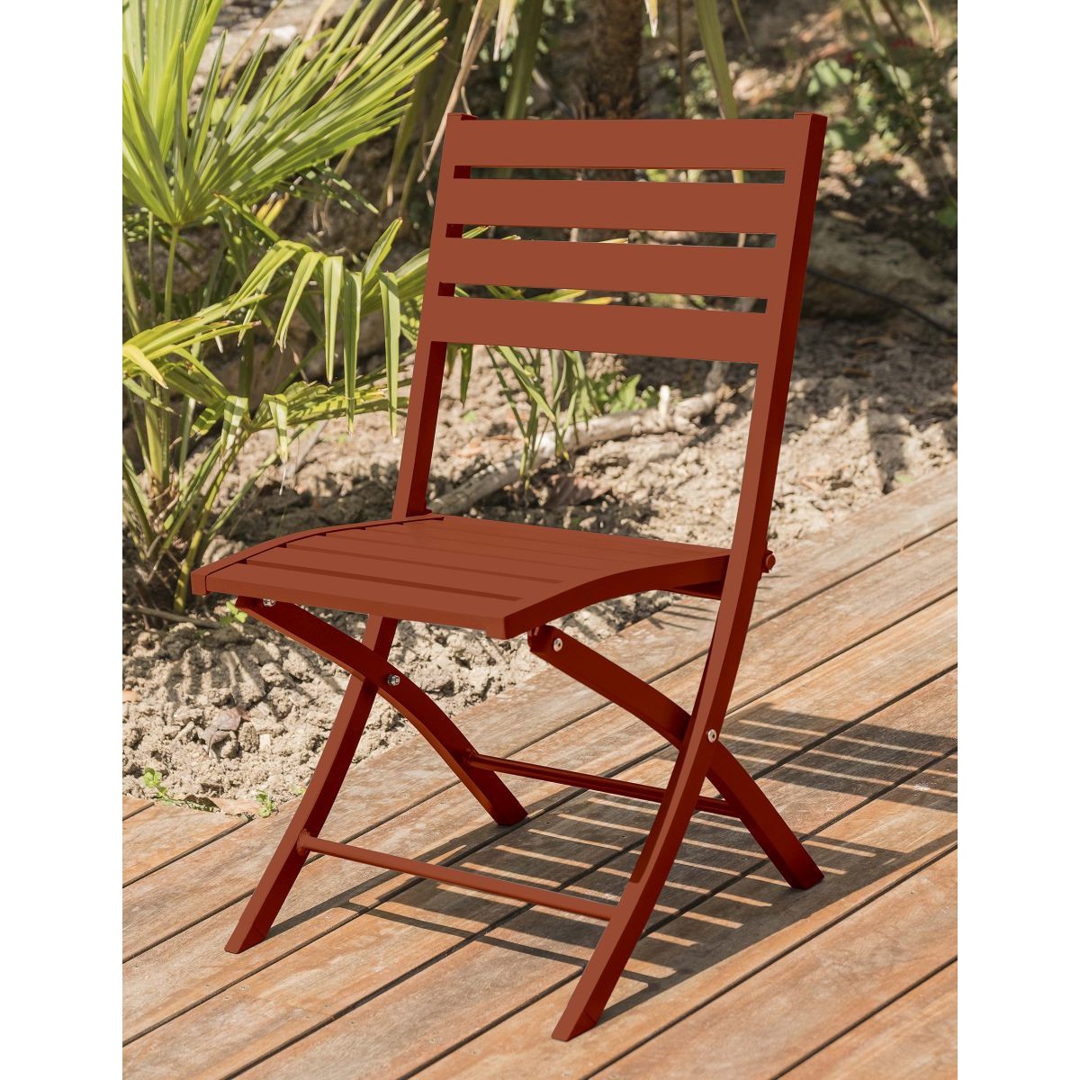 Chaises de jardin pliantes Marius : la solution gain de place terracotta