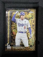 Freddie Freeman 2025 Topps Gilded Gold Mini Diamond Refractor /50 LA Dodgers