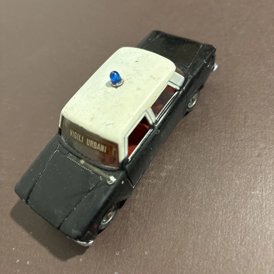 MODELLISMO MEBETOYS “CIVETTA” VIGILI URBANI 1/42 FIAT 1500 Con Scatola Originale - Immagine 2 di 4