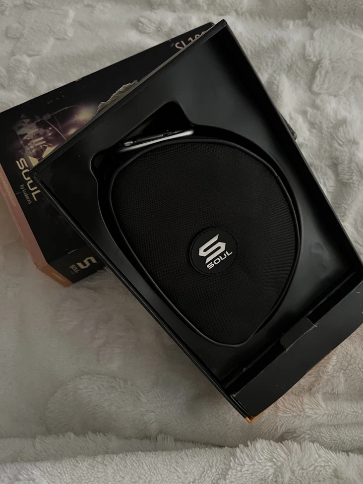 Auriculares intrauditivos ultra dinámicos SOUL by Ludacris SL 100 - negros/rojos - nuevos Foto 2 de 4