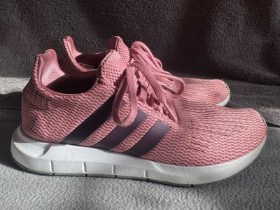 adidas Women's Swift Run Shoe Trace Maroon/Red Night/ Size 9 (Women)
