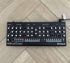 Roland Boutique SE-02 Analog Synthesizer Modu...