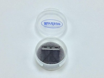 Nordson 297236 Hot Melt Spray Nozzle 8-Openings, Coating Width 17mm