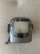 GPX Personal Portable Television TV AM/FM Radio TVP2 Black White