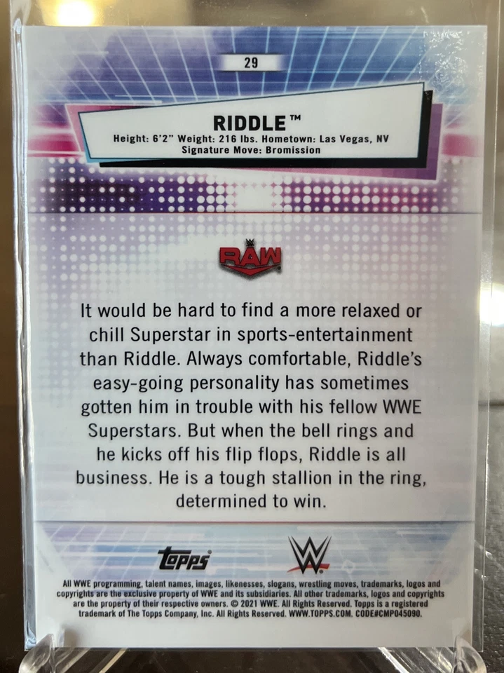 2021 Topps Chrome WWE #29 MATT RIDDLE Gold Refractor 30/50 - Image 2 of 2