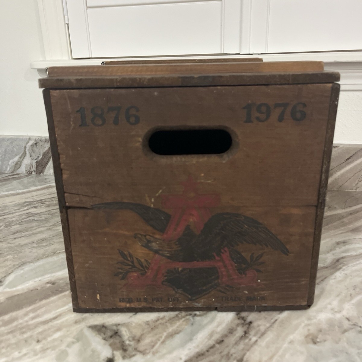 ★Budweiser ヴィンテージ木箱 Anheuser-Busch★ Anheuser-Busch Inc Budweiser Wooden Crate Box Famous Beer