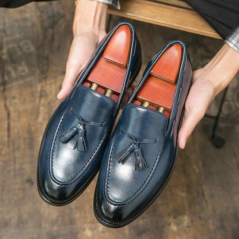 靴 90's TASSEL LETAHER LOAFERS Loafers VTG 90s GH Bass Glossy Brown Leather Tassels Braid