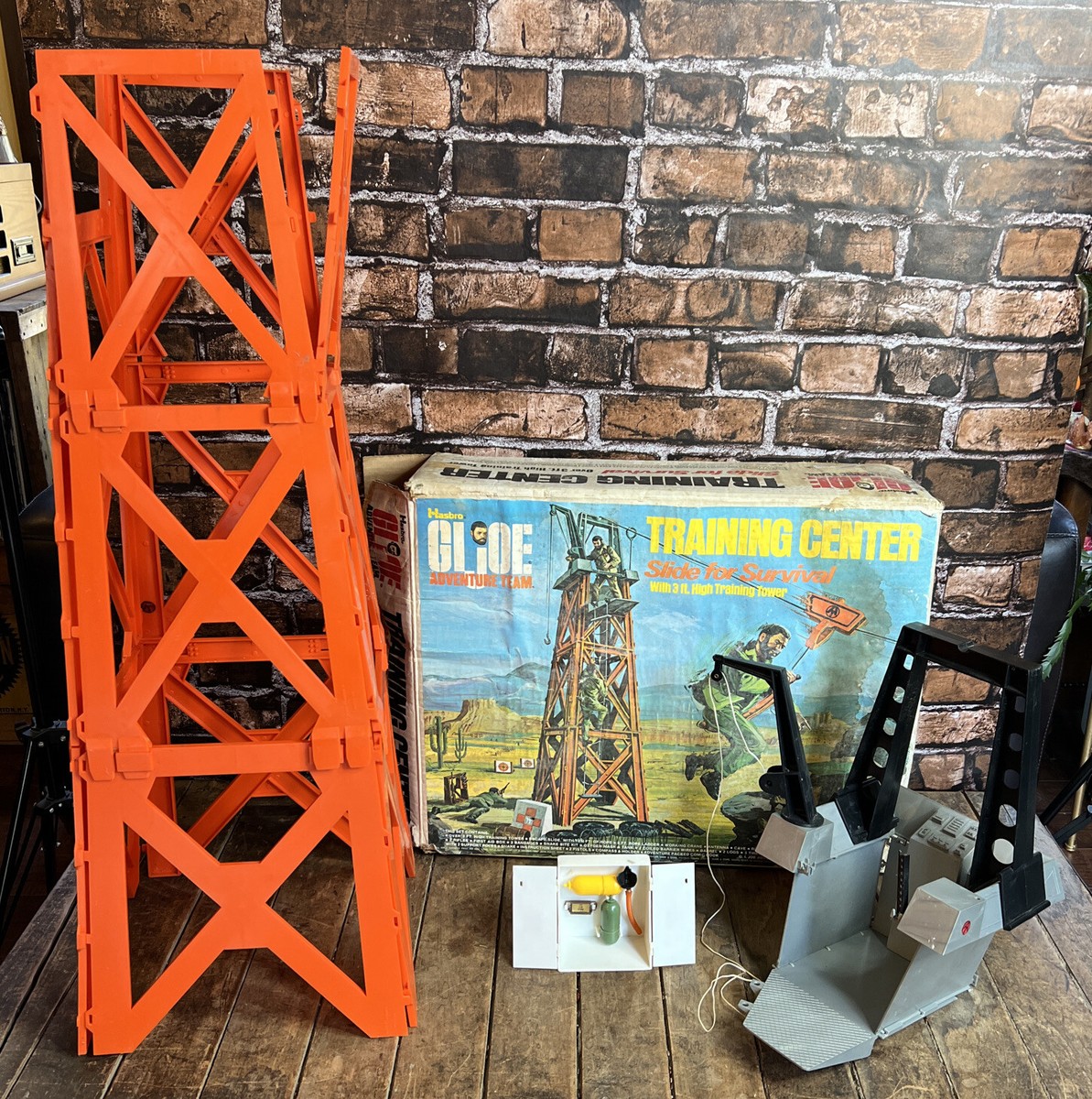 Vintage 1974 Hasbro GI JOE Adventure Team Training Center Set