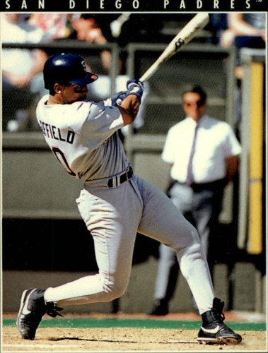 Bernie Williams #7 1993 Pinnacle card