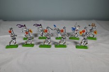 4205 Britains Deetail Medieval Knights Lot of 10