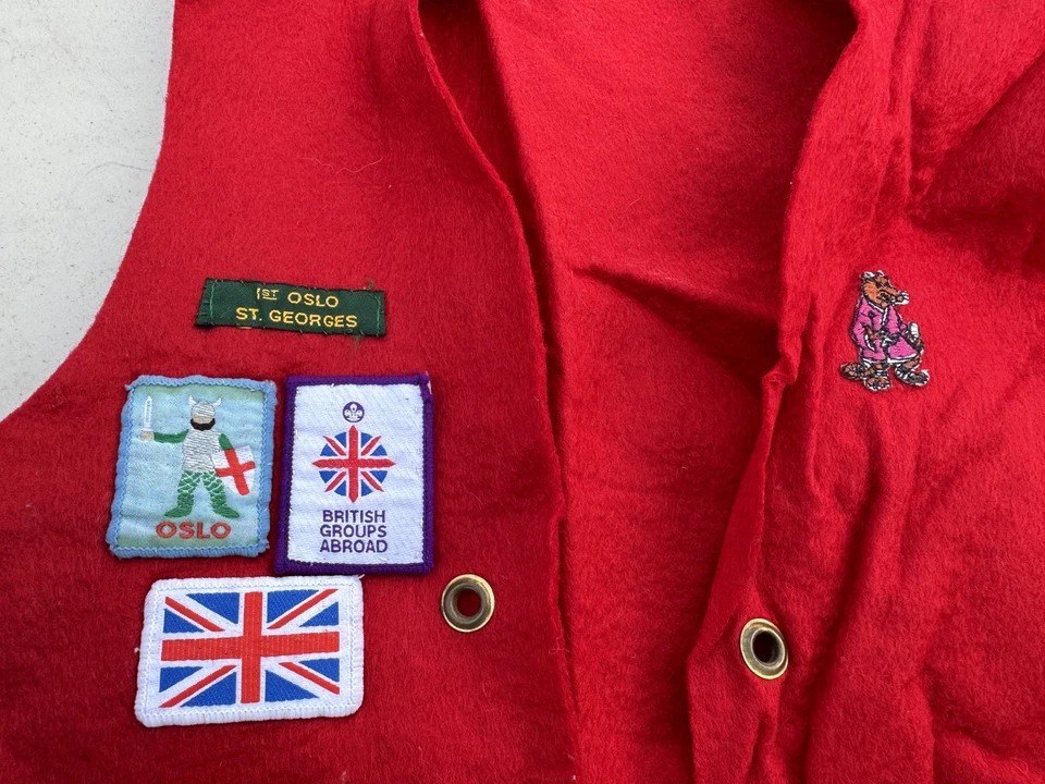 Boy Scouts of America Red Flannel Vest Boy's Size Medium w/ OSLO British Patches - Image 2 of 3