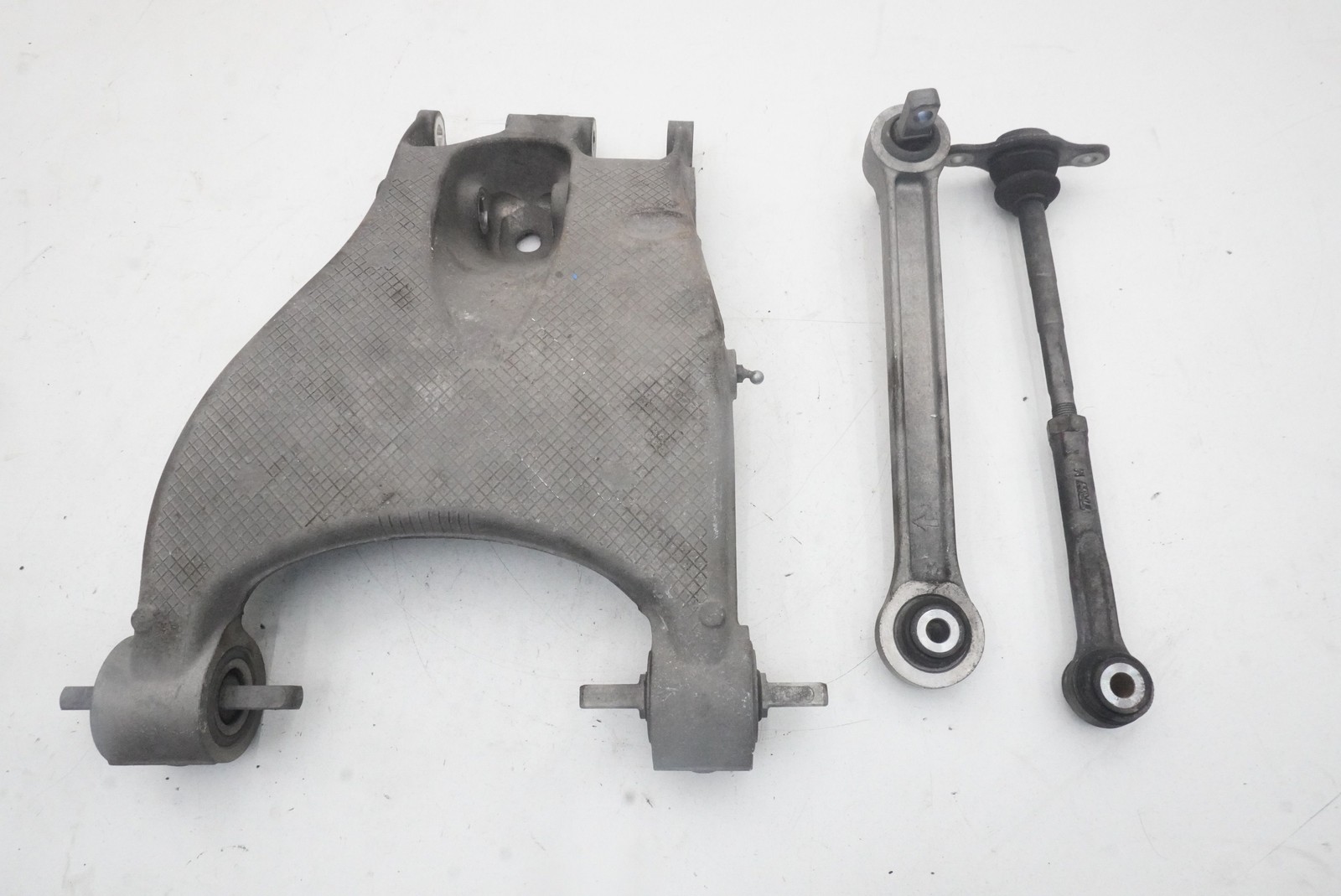 Ferrari California 2010 REAR+LEFT+UPPER Control arm P/N 810450