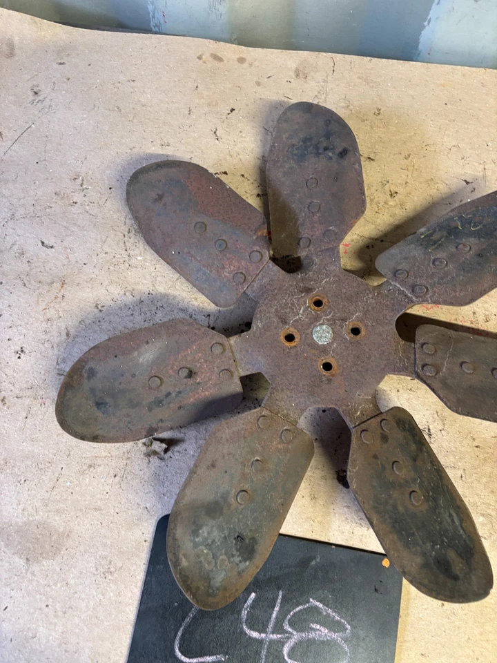 Dodge D150 D350 W150 W250 1993 1991 1989 Ramcharger 360 318 ventilador de motor con espaciador Foto 2 de 4