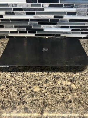 Samsung Blu-Ray 3D DISC Player BD-F5900 Tested/Working NO REMOTE