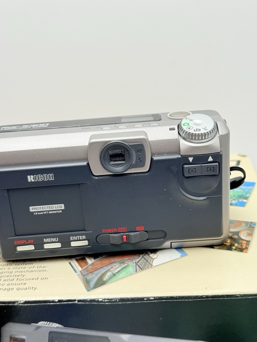 Ricoh RDC-5300 2.3MP Compact Digital Camera Silver With Box