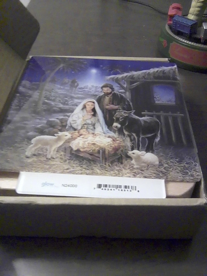 Luz nocturna LED de mesa "Ha nacido un Salvador" Foto 2 de 2