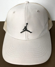 Nike KIDS Air Jordan Snapback Mesh Retro Trucker Hat Cap Beige Brim Label