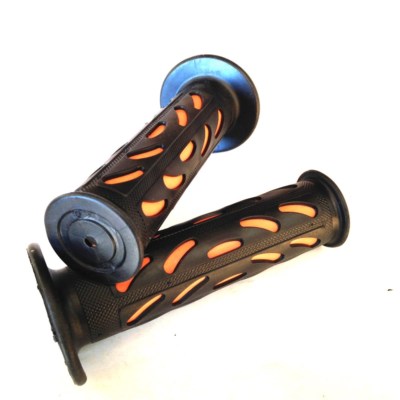 1'' BeanStyle Engraved Orange Hand Grips For HONDA CBR 600 ATV QUAD JET SKI