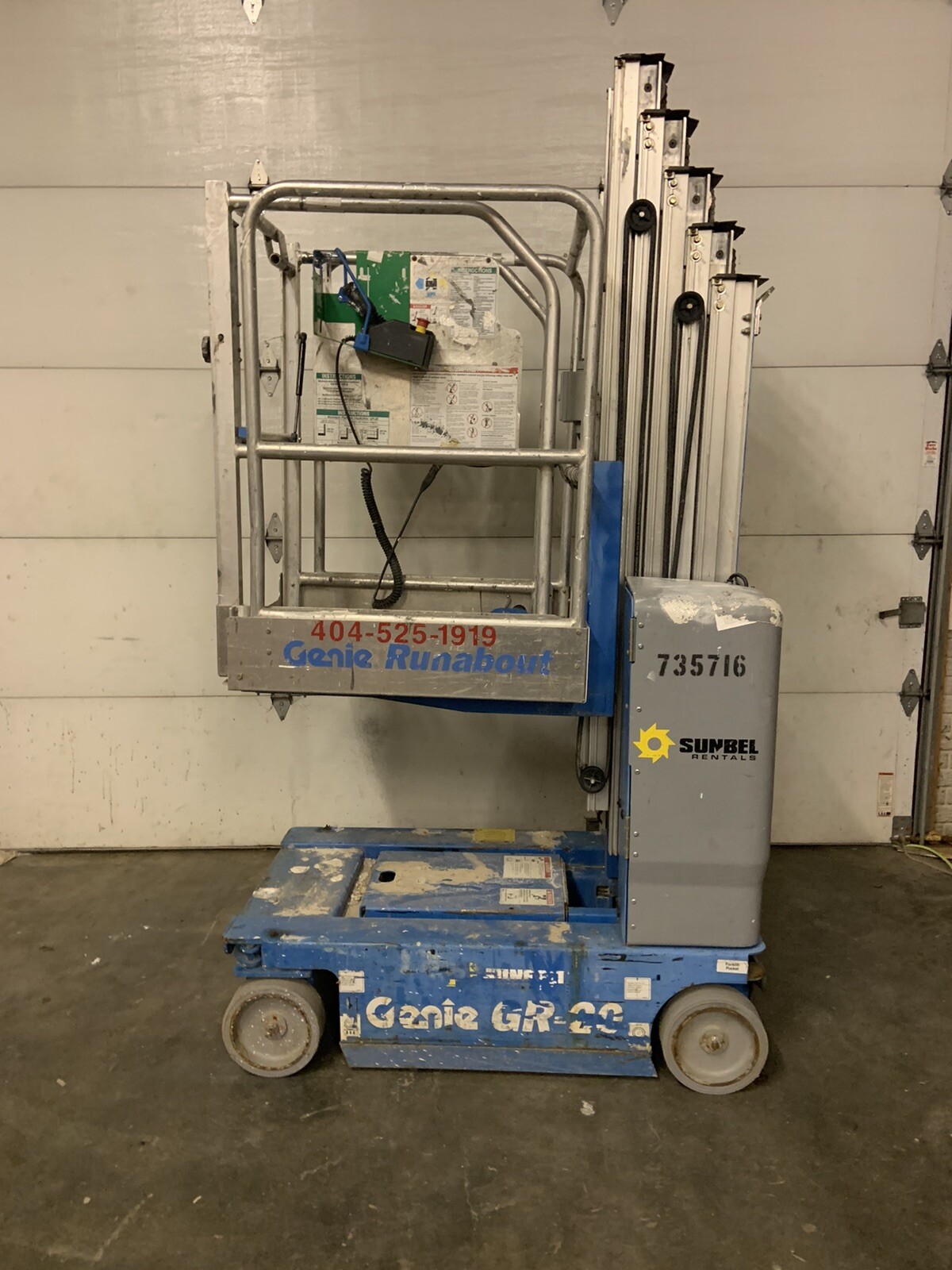 2015 GENIE GR20 20’ ELECTRIC RUNABOUT SCISSOR VERTICAL MAST DRIVABLE