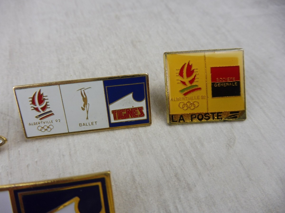 Plaquette et pin's publicitaire de la marque Renault pour les Jeux d'Albertville 1992 | G.b.r