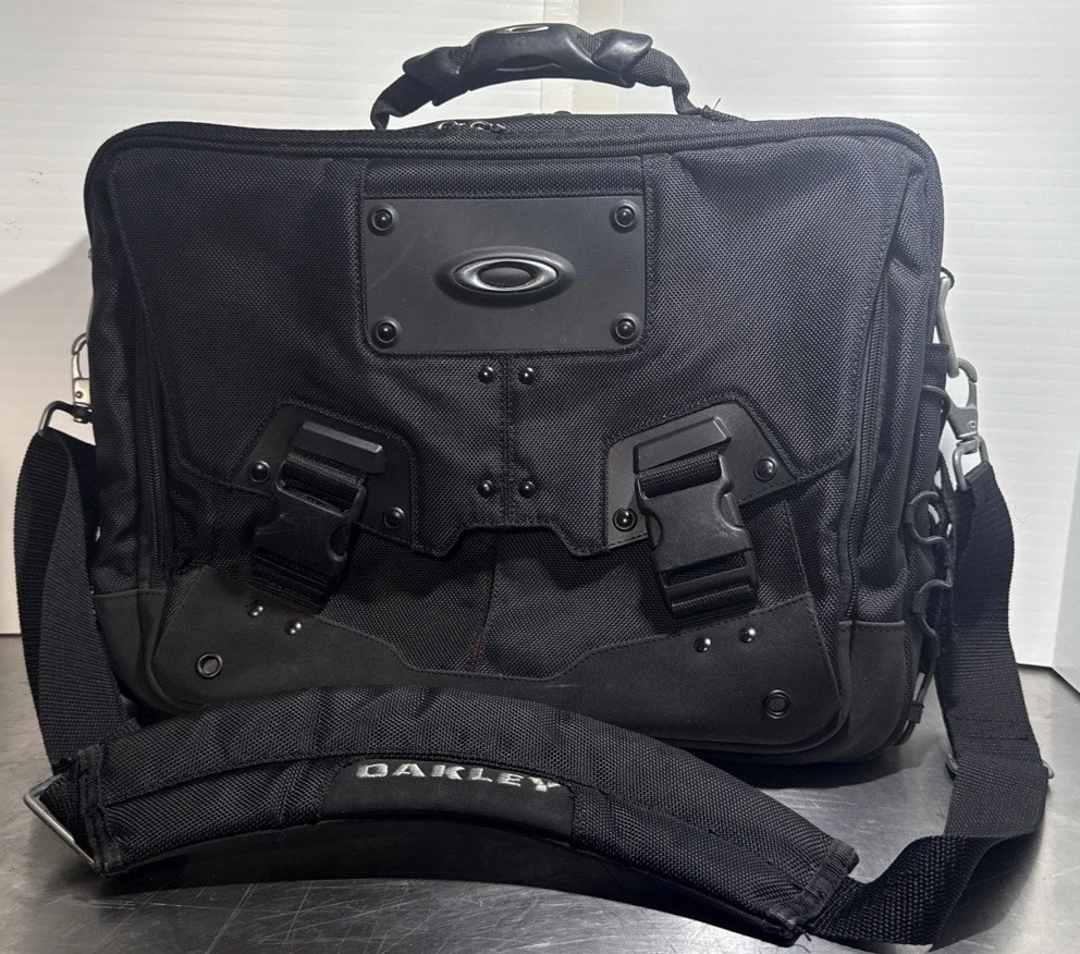 Oakley Men's Nylon Laptop Bags for sale | eBay