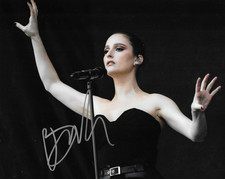 *  BANKS * signed 8x10 photo * OFF WITH HER HEAD * GODDESS * COA *