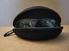 SW12 UVEX SAFETY GLASSES  BLACK WITH CASE - EYE PROTECTION - BRAND NEW