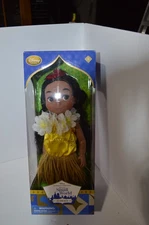 DISNEY DOLL ANIMATORS COLLECTION ITS A SMALL WORLD HAWAII