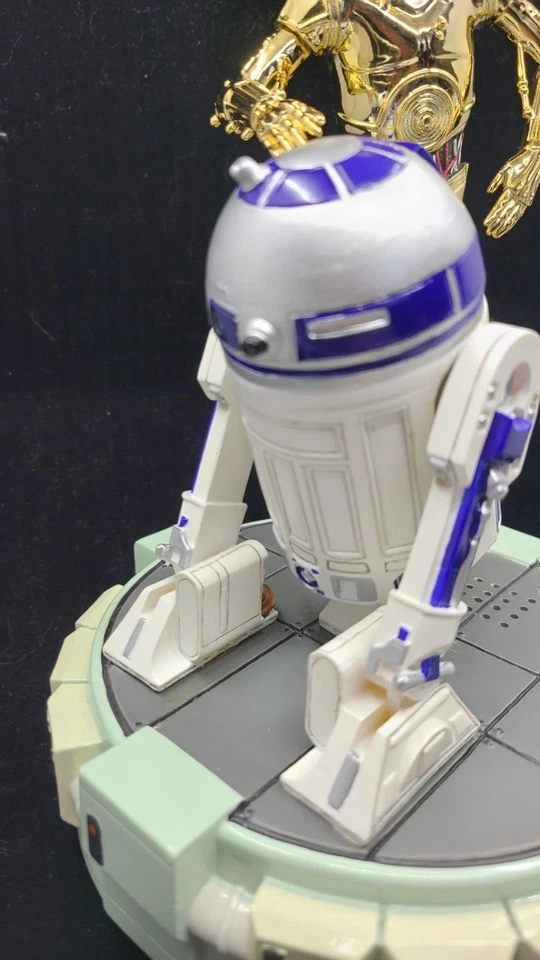 ¡NUEVO!FIGURA DISNEY~ STAR WARS-EDICIÓN LIMITADA DESDE 500~NR.68.C-3PO&R2-D2!RARA! Foto 4 de 4