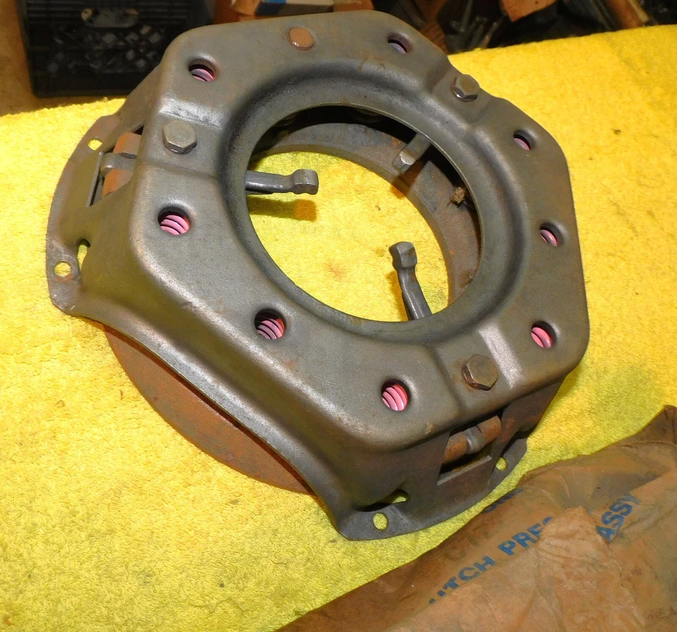 Mustang GT 1964-1970 Shelby Cougar Nuevo de Lote Antiguo 289 Hipo Boss 302 embrague placa de presión Foto 3 de 4