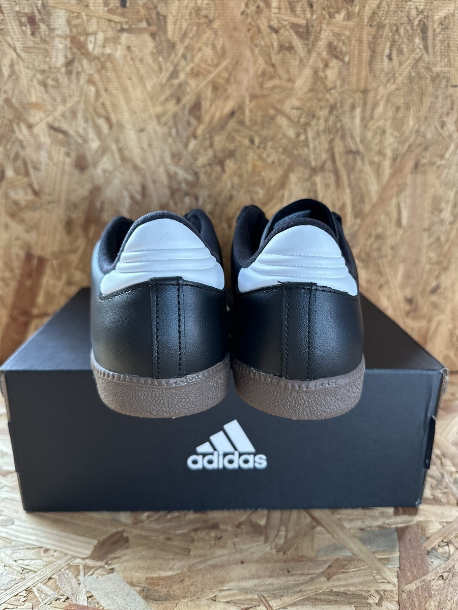 adidas gazelle silver green womens adidas Originals Black & White Sambae Sneakers