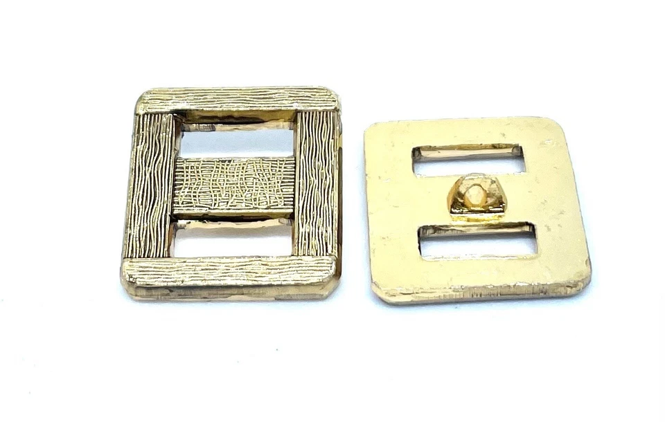 6pcs X 18.5mm Square Gold Cast Metal Cut Out Shank Grain Finish Buttons - Image 2 of 4