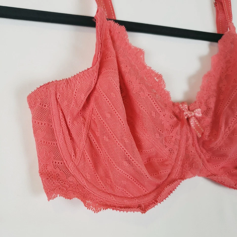 Sujetador Chantelle 36DD Rive Gauche soporte lateral sin forro con aros encaje coral C32810 Foto 2 de 4