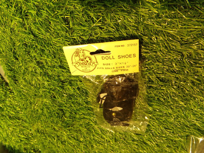 LARGE  DOLL SHOES FOR  DOLLS SIZE 14 TO 24INS BLACK PATENT LEATHER