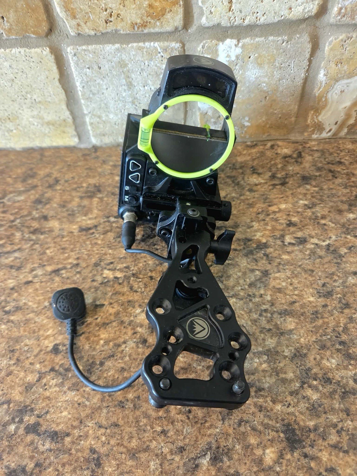 Claimsecure Compound Pin Burris Oracle 2 Rangefinder Bow Sight for Compound Bow 1-Pin Black ...