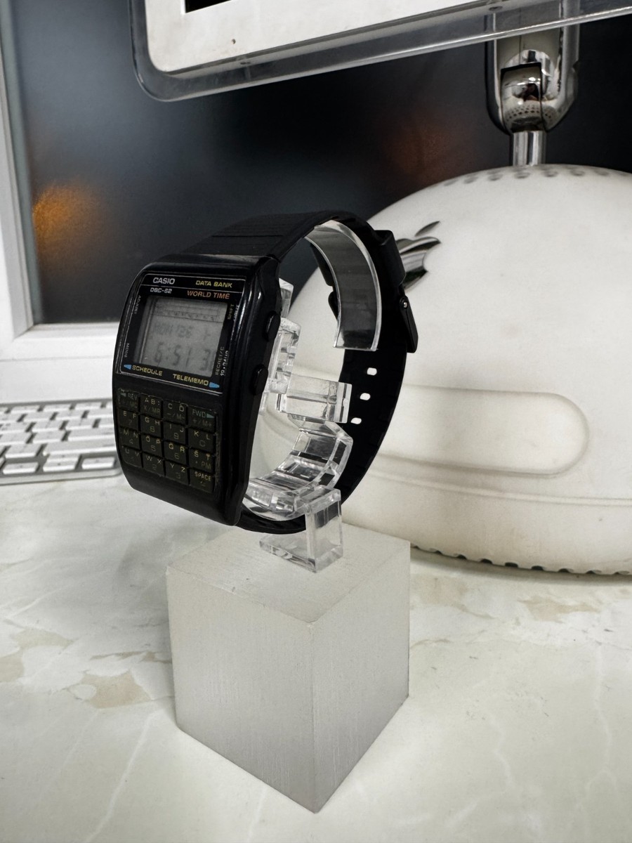 Rare Vintage Casio Data Bank DBC-62 Men's Calculator Digital Watch