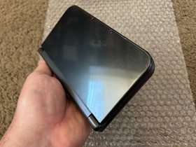 Nintendo New 3DS XL Handheld System Black Console *read description*