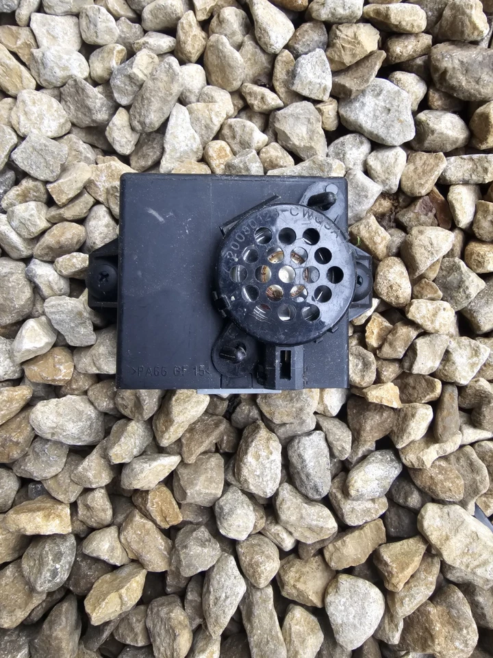 Módulo de control de asistencia Off A 2008 F250 Ford Super Duty puede adaptarse a otros modelos Foto 2 de 2