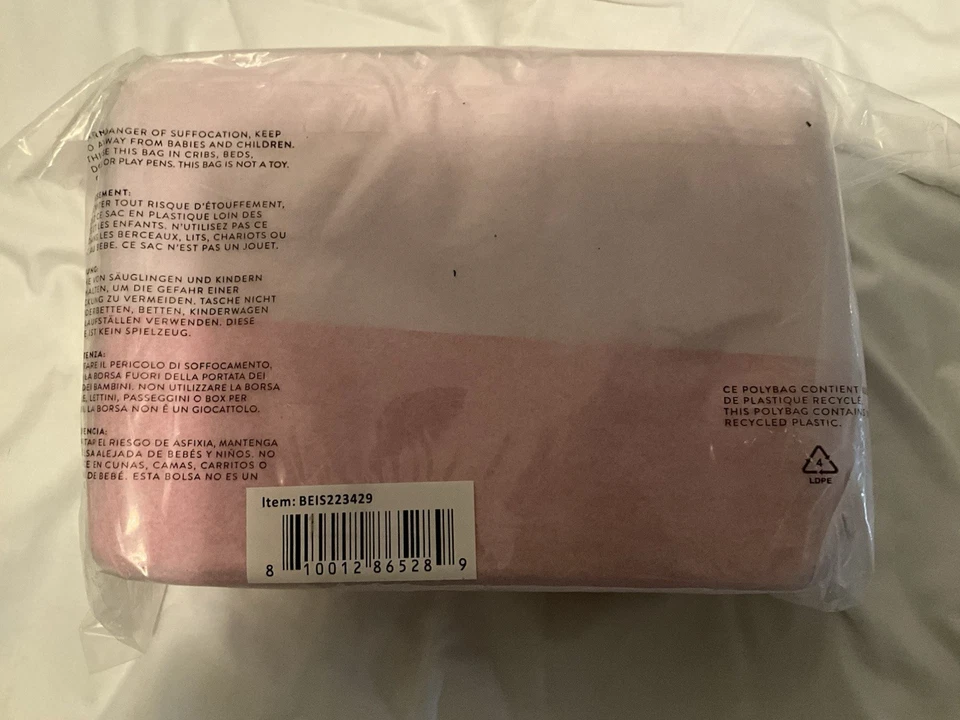 BEIS BARBIE PINK MAKE UP CASE - Image 3 of 4