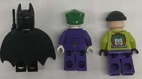 LEGO DC Comics Super Heroes: Batwing Battle over Gotham City (6863) Complete