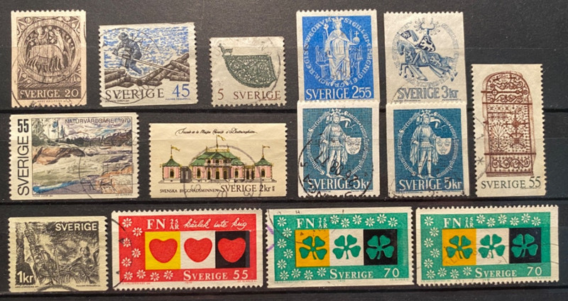 Sweden / Sverige  1970. Used, with fluorescent & non-fluorescent Riksvåben set.