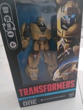 Hasbro Transformers Studio Series One B-127 BUMBLEBEE Action Figure Deluxe Class