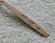 UNF205 - Stainless JAPAN - Black Floral pattern - Silverware / Flatware - CHOICE