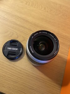 Minolta 28-100mm f/3.5-5.6 D AF Macro Zoom Lens Sony A / Minolta AF DSLR / SLR