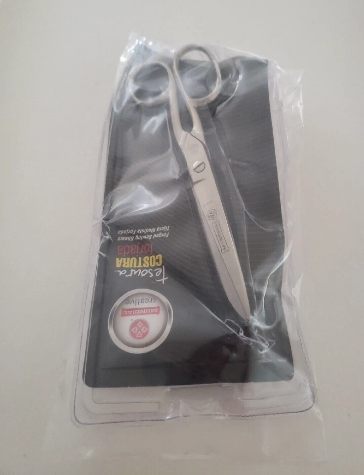 MUNDIAL 445-7 Classic Forged Sewing Scissors - Image 3 of 4